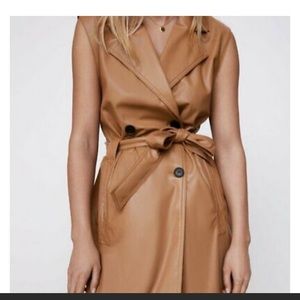 BRAND NEW ZARA SIZE M FAUX LEATHER TRENCH VEST